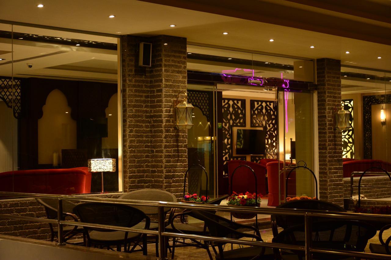 Home Inn Hotel Suites El-Huber Dış mekan fotoğraf