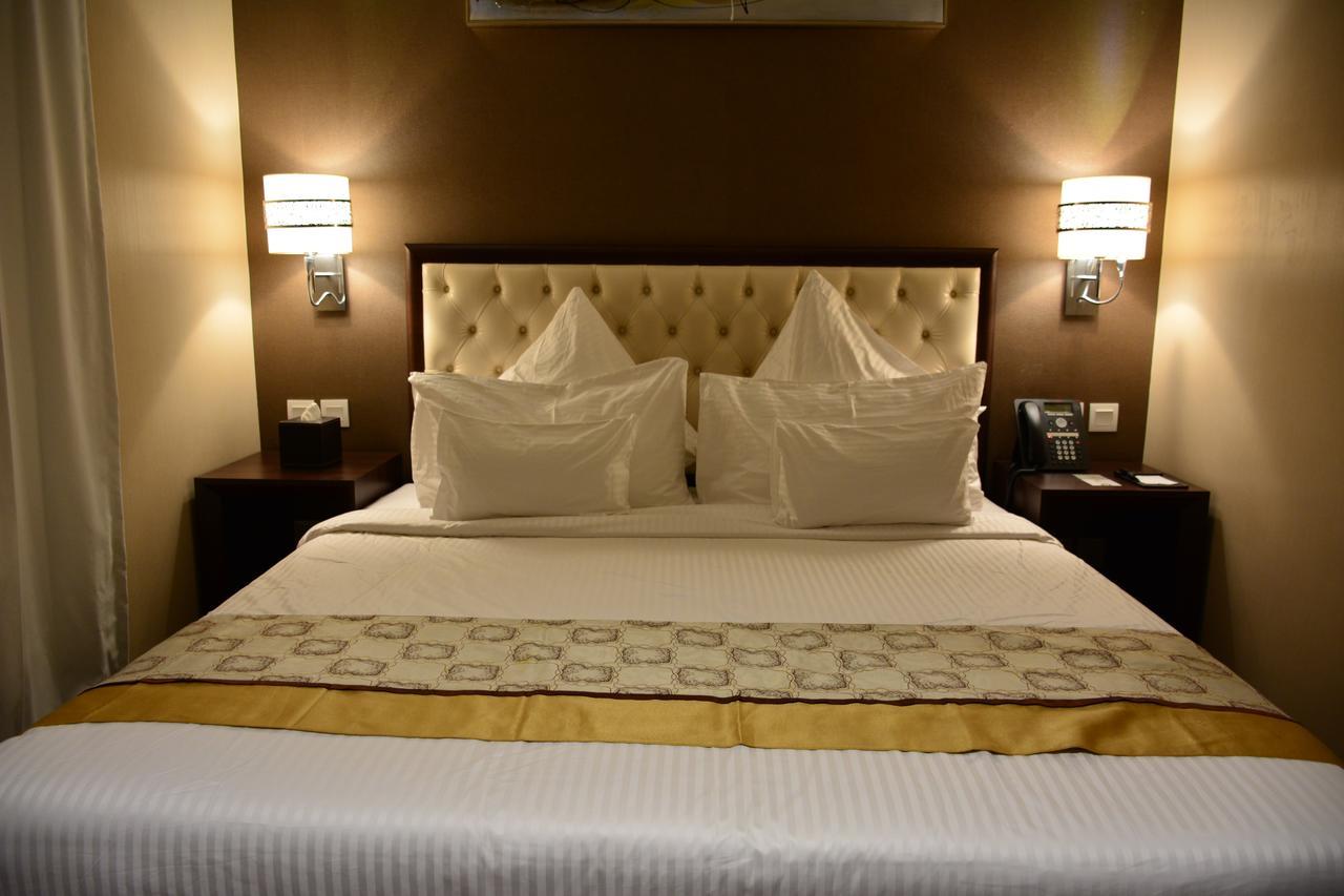 Home Inn Hotel Suites El-Huber Dış mekan fotoğraf