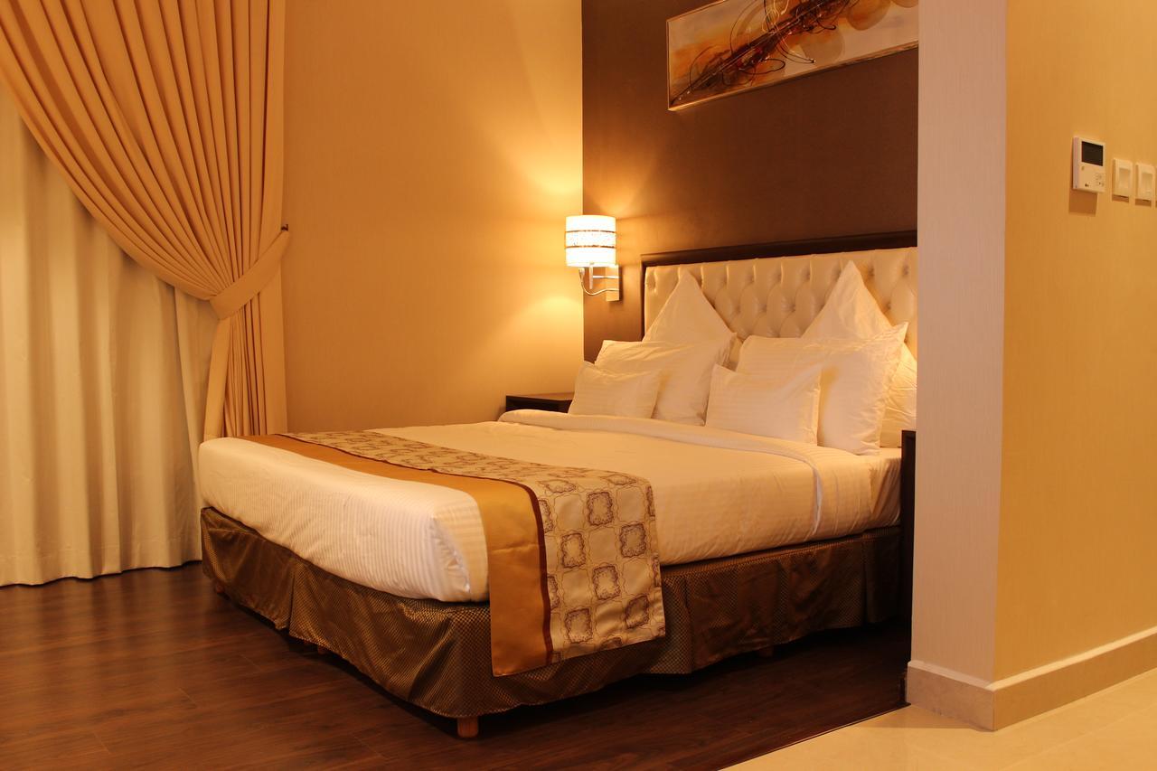 Home Inn Hotel Suites El-Huber Dış mekan fotoğraf